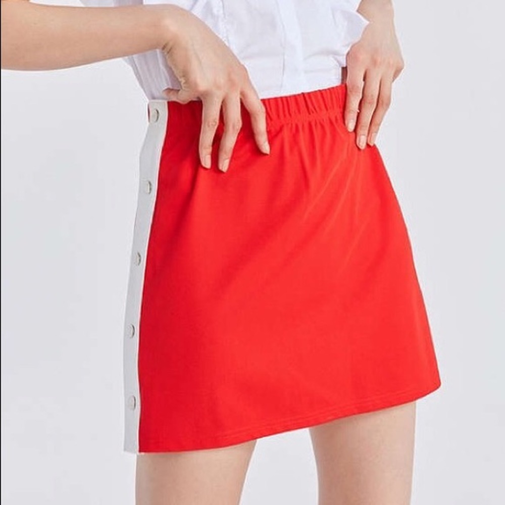 UO Snap up Skirt 💋